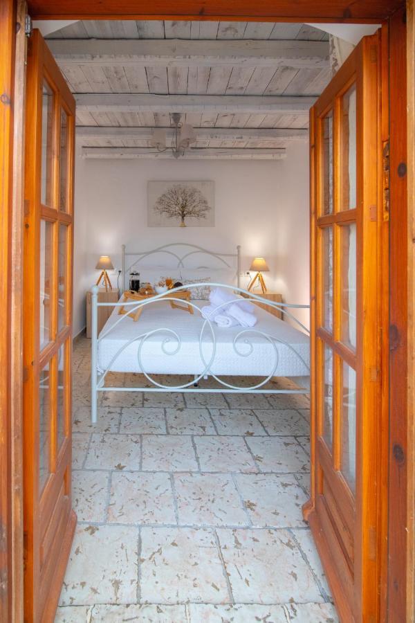 Avli Traditional Home With Private Jacuzzi Hersonissos  Exterior photo