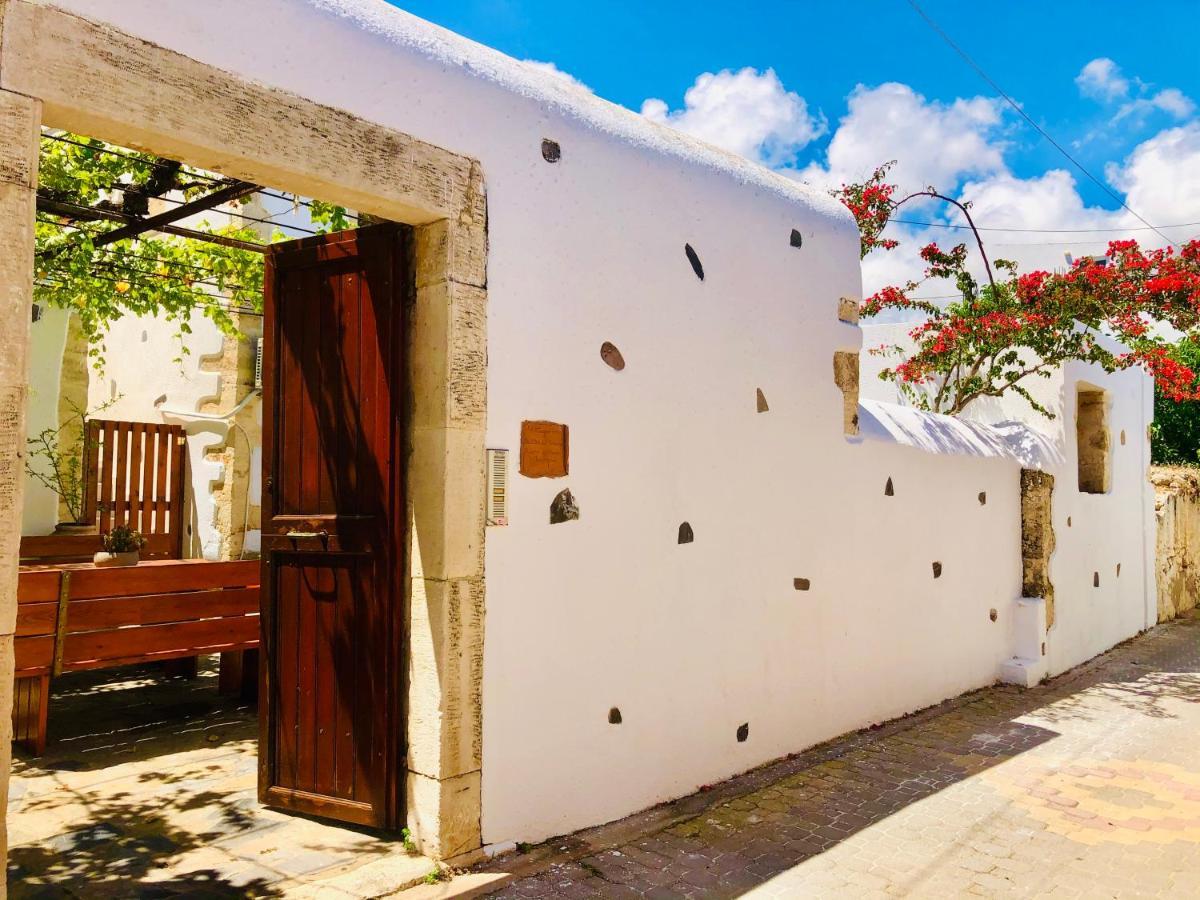 Avli Traditional Home With Private Jacuzzi Hersonissos  Exterior photo
